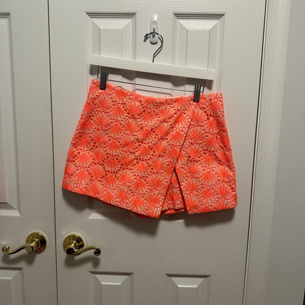 Lilly Pulitzer Marii Skort in Papaya Seashell Eyelet